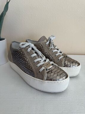 ASYLUM Italy Metallic Taupe Platform Sneakers - Stylish Lace-Up Casual Shoes